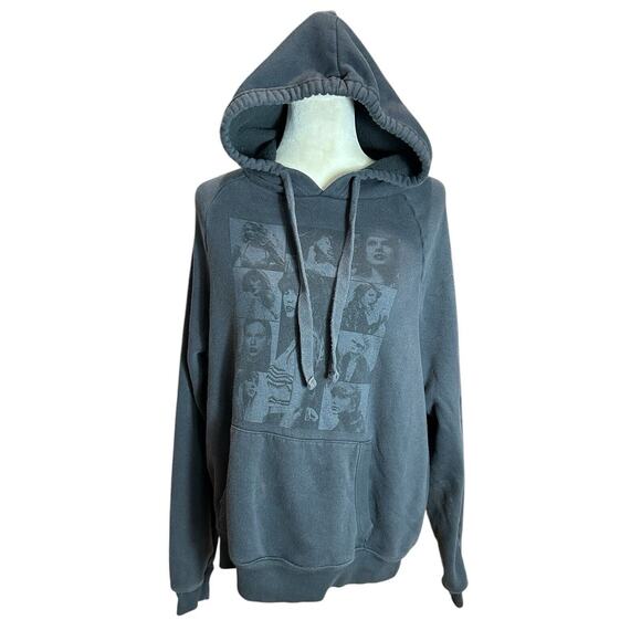 Taylor Swift The Eras Tour Official Hoodie Womens Small‎ Gray Black Swifties Fan - Picture 4 of 16